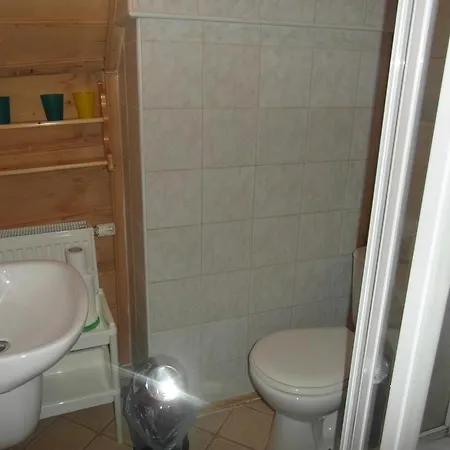 Bed & Breakfast Biala Wiselka 3*