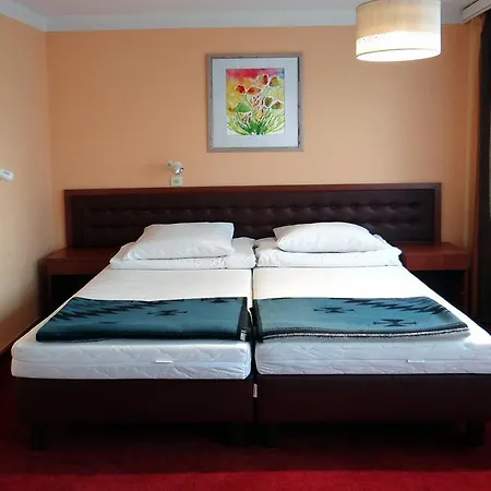 Osrodek Szkoleniowo - Wypoczynkowy Relaks Resort 3*
