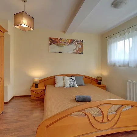 Sun Seasons 24 - Bukowa Apartment