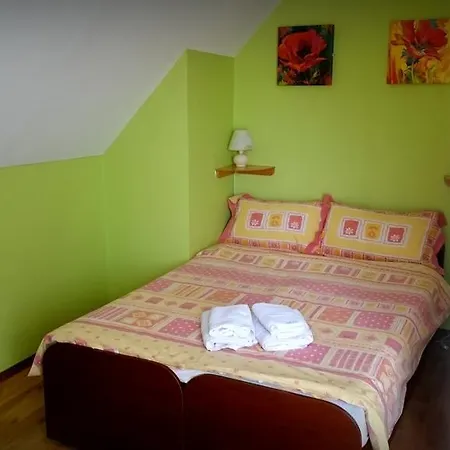 Rowita Bed & Breakfast *