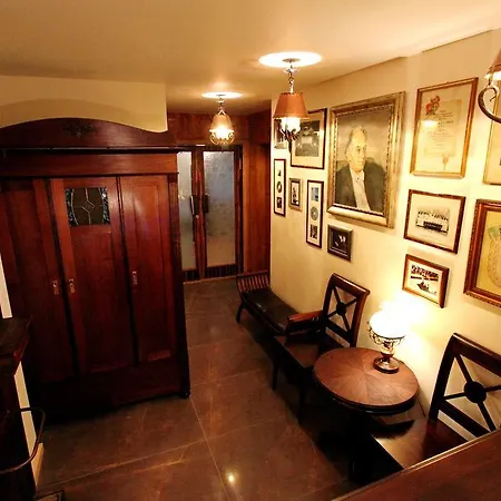 Apartment Karola Stryi *