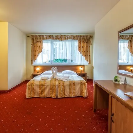 Pod Golebiem Hotel