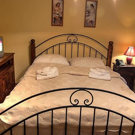 Silesia Bed & Breakfast *