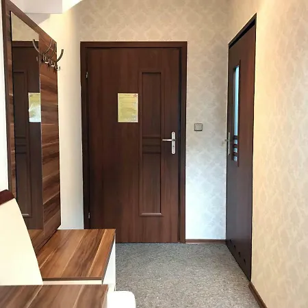 Dana Villa *