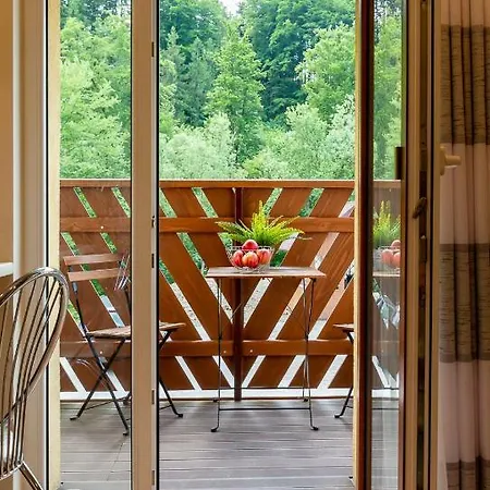Apartament I Pokoje Goscinne U Lusi Homestay