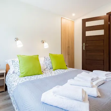 Homestay Apartament I Pokoje Goscinne U Lusi *