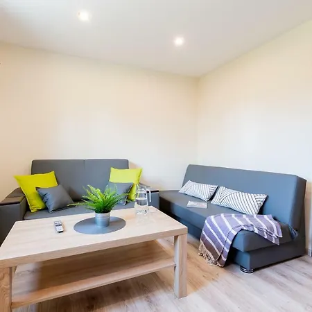 Homestay Apartament I Pokoje Goscinne U Lusi