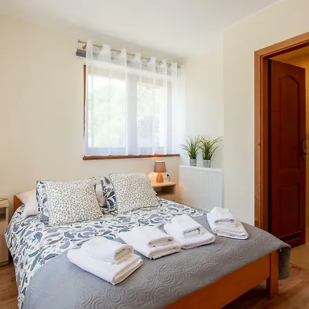 Homestay Apartament I Pokoje Goscinne U Lusi