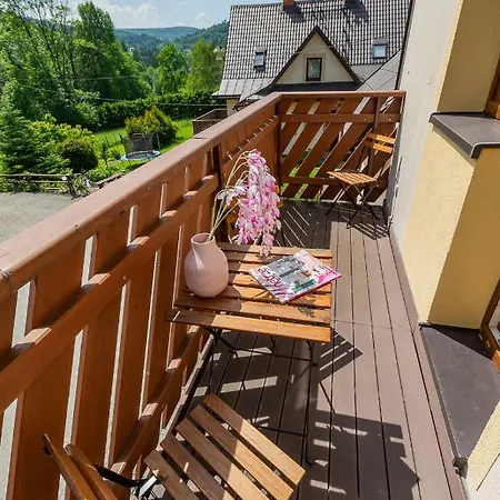 Apartament I Pokoje Goscinne U Lusi