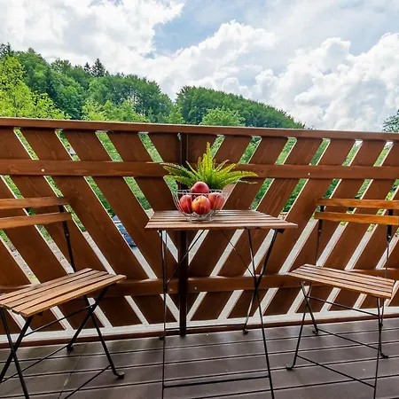 Apartament I Pokoje Goscinne U Lusi Homestay