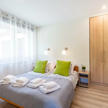 Apartament I Pokoje Goscinne U Lusi Homestay *