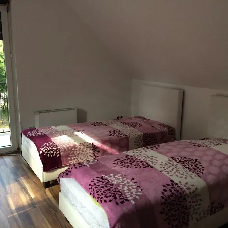 Chata Pod Skocznia Malinka Holiday home Wisla