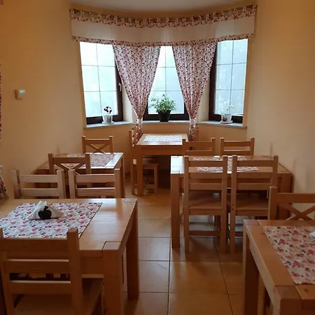 Homestay Dina