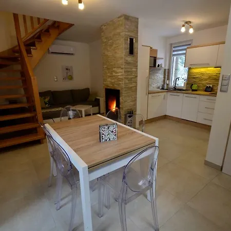 Holiday home Chata Pod Skocznia Malinka *