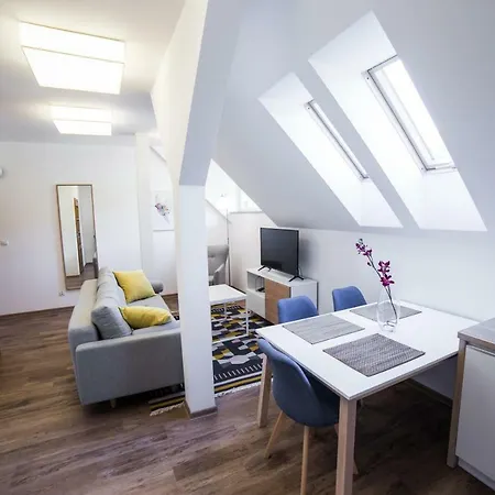Miejski Apartment