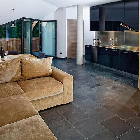 Malinka Apartment *