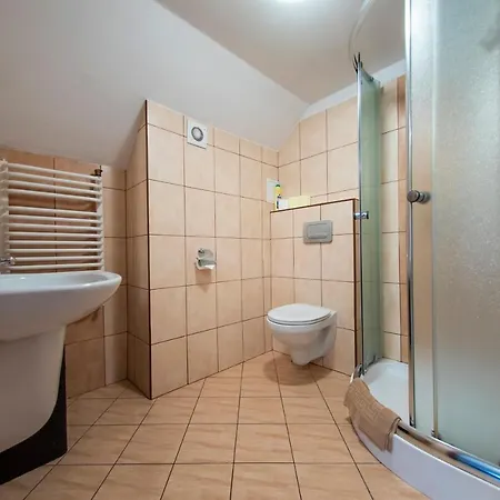 Resort Anna Osrodek Wypoczynkowy *