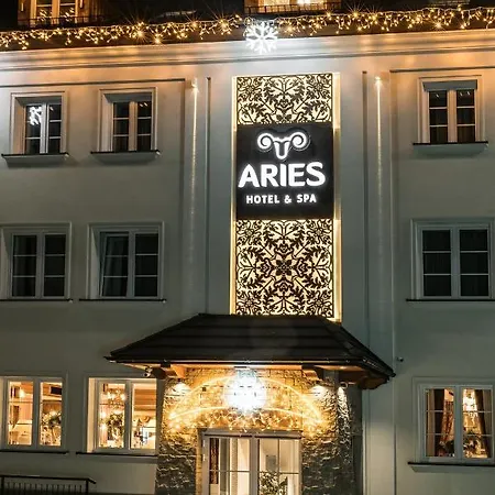 Aries & 4*