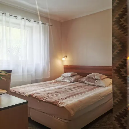Dana Villa
