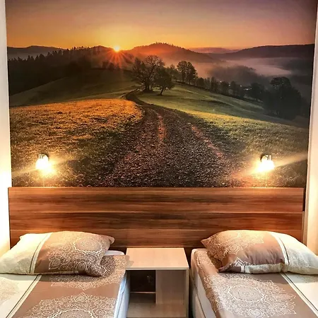 Dana Villa *